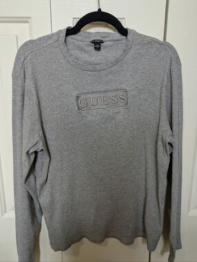 Y2K GUESS Men's Gray Logo Long-Sleeve Shirt
